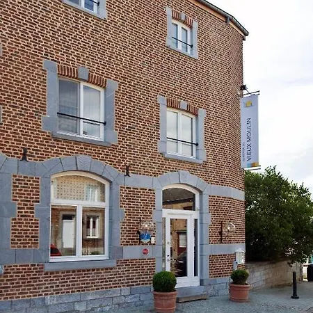 Domaine Du Moulin D'Eprave Hotel 3*