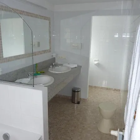 Domaine Du Moulin D'Eprave Hotel 3*