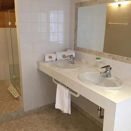 Domaine Du Moulin D'Eprave 3*