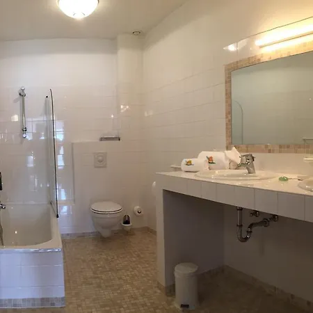 Domaine Du Moulin D'Eprave Hotel